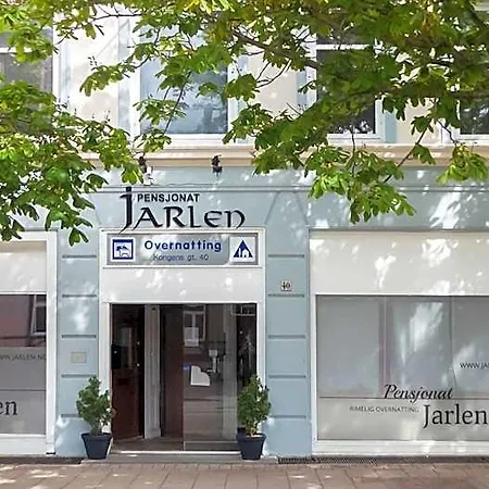Jarlen Hotel 3*