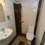 Jarlen Hotel 3*